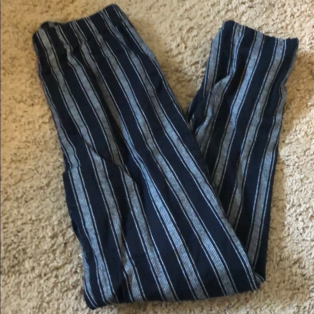 Brandy Melville stripped pants